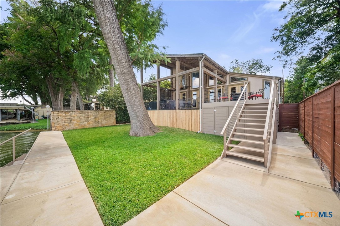 main property photo 30