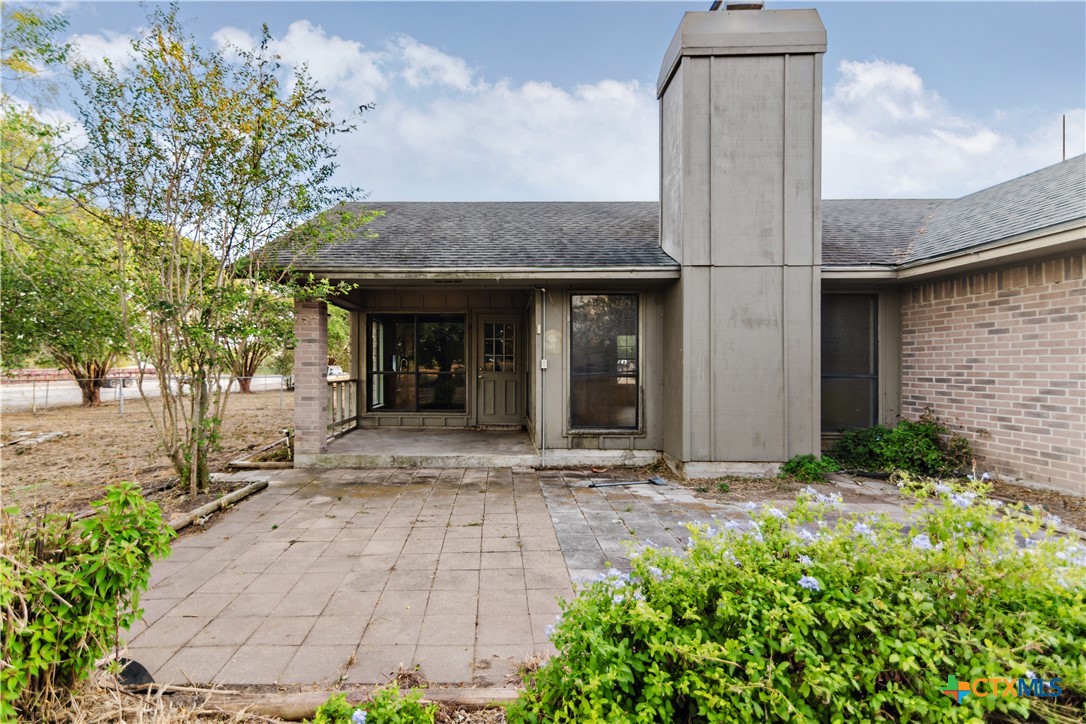 main property photo 23