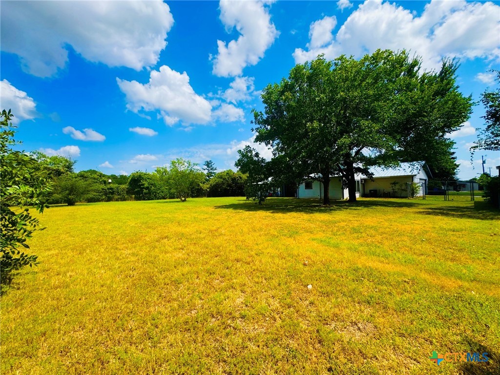 main property photo 29