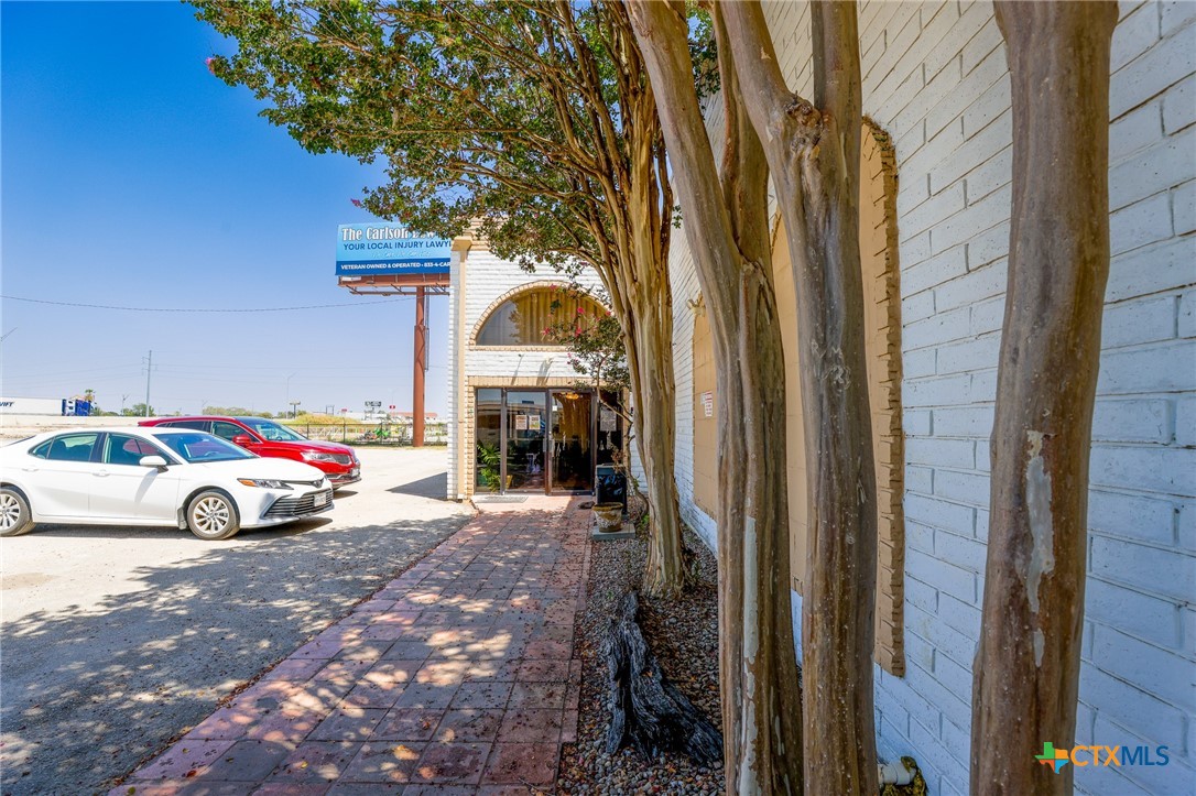 main property photo 29