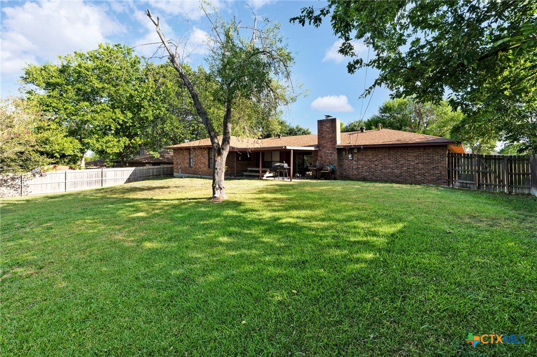 main property photo 18
