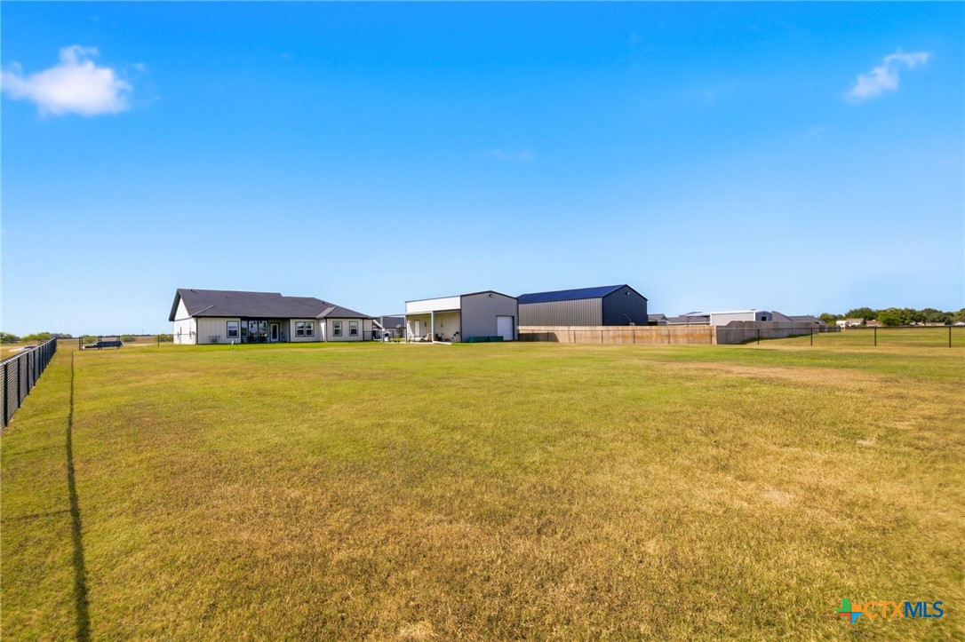 main property photo 18