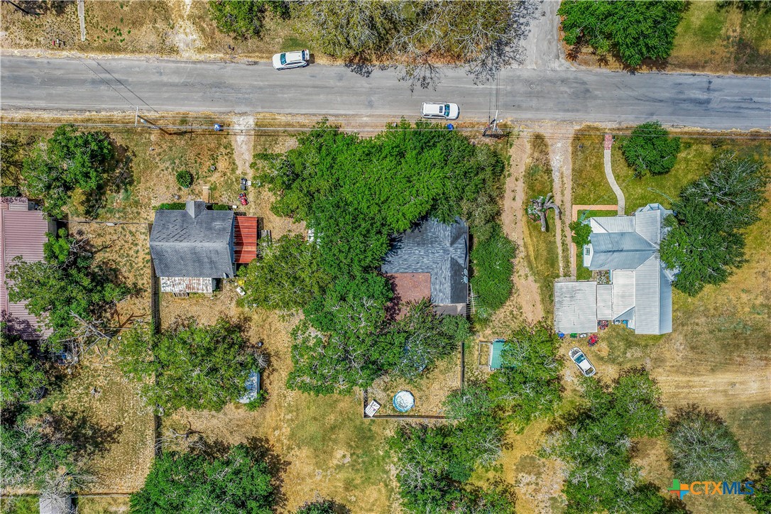 main property photo 32