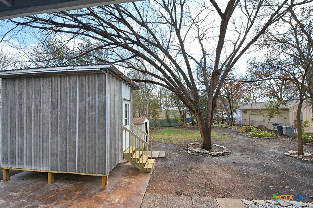 main property photo 35