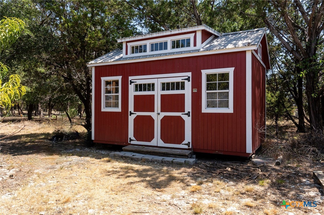 main property photo 26