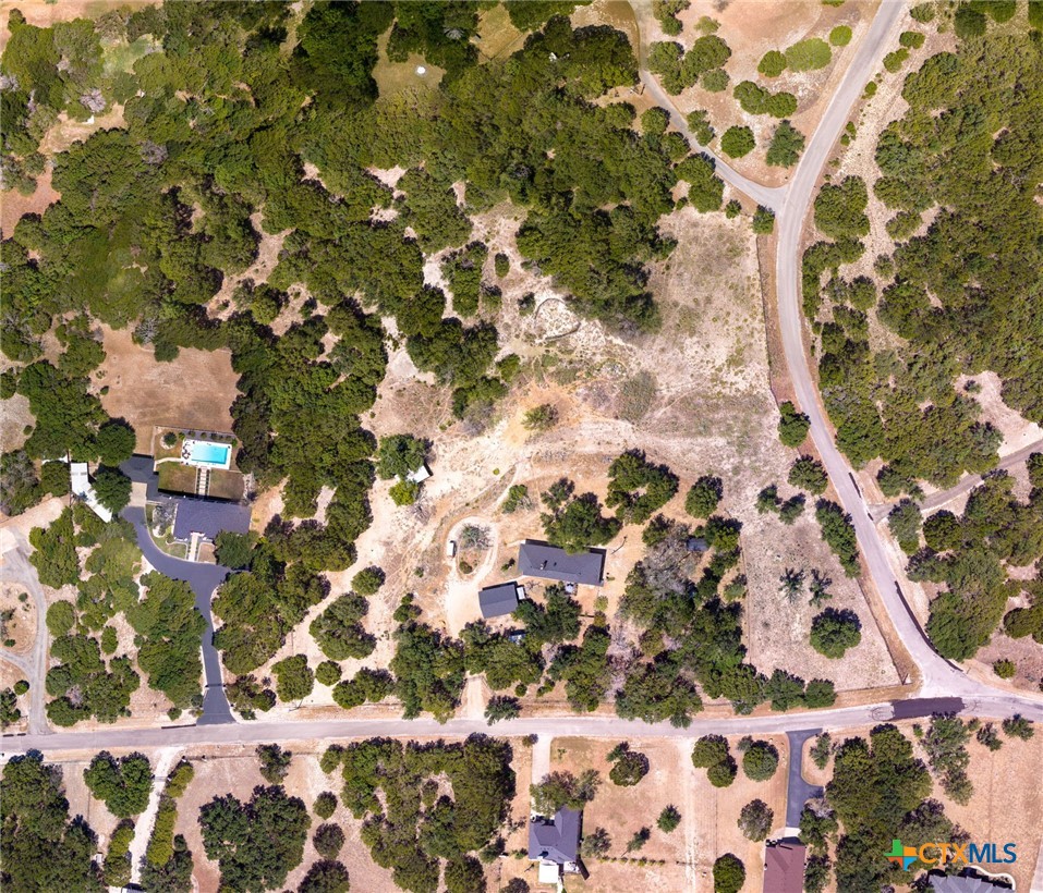main property photo 44