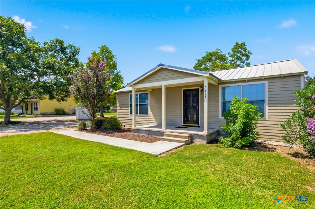 main property photo 16