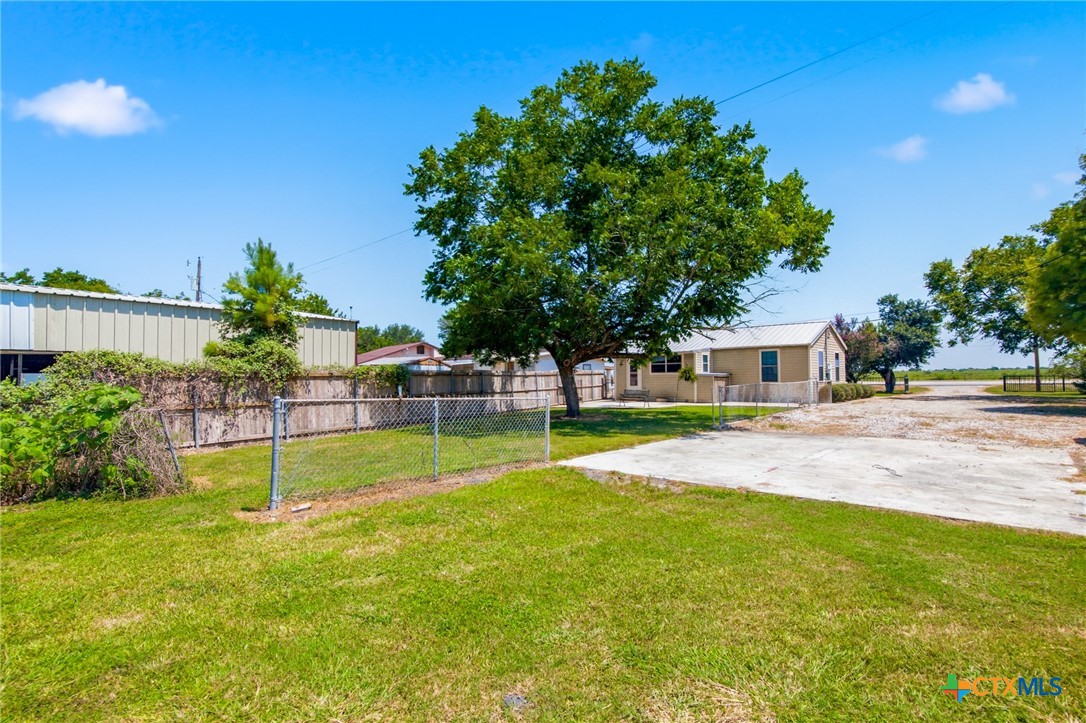 main property photo 20