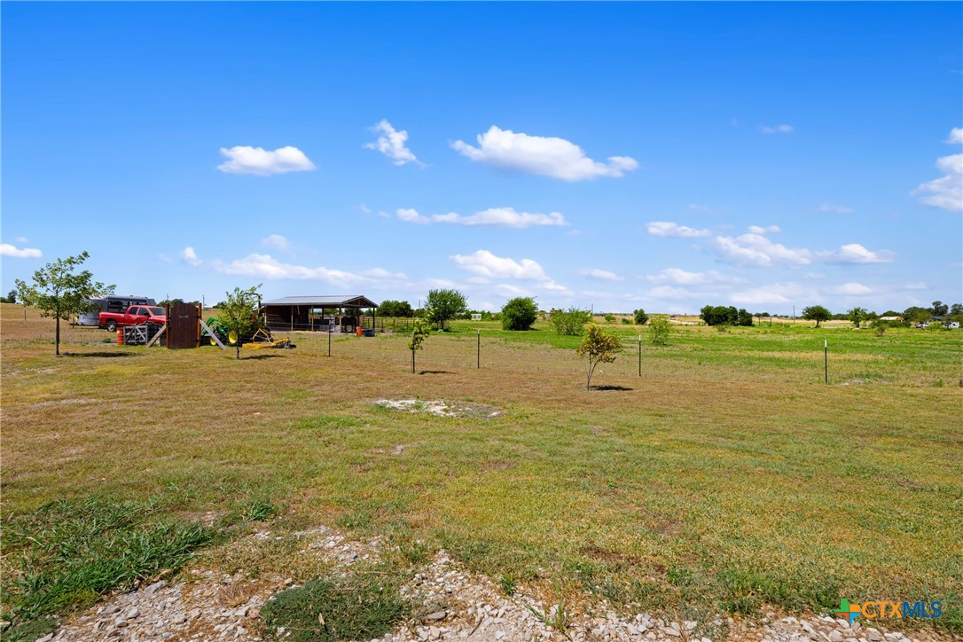 main property photo 40