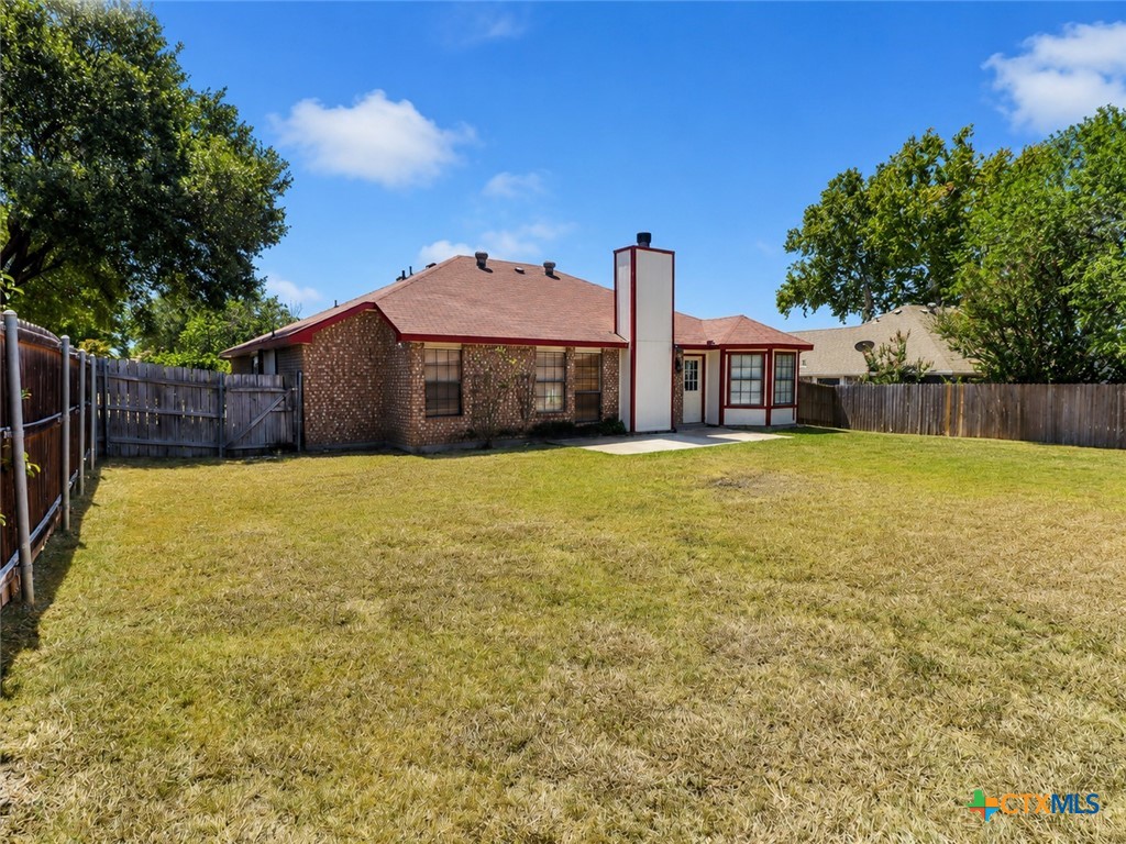 main property photo 29