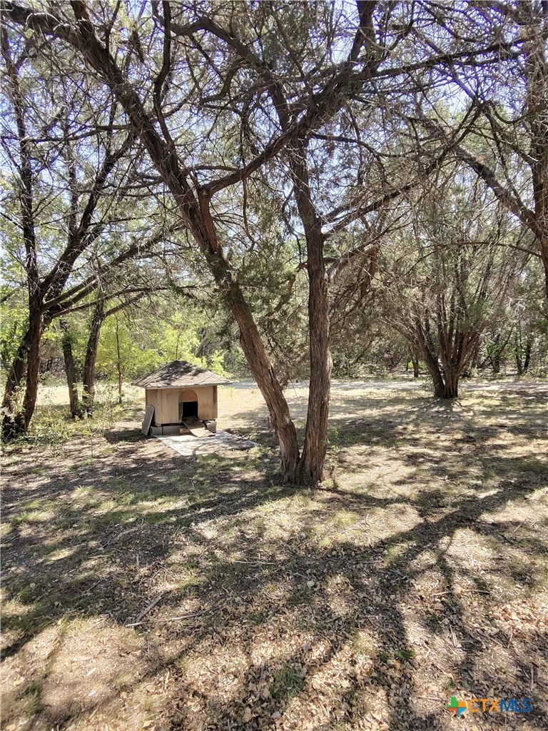 main property photo 33