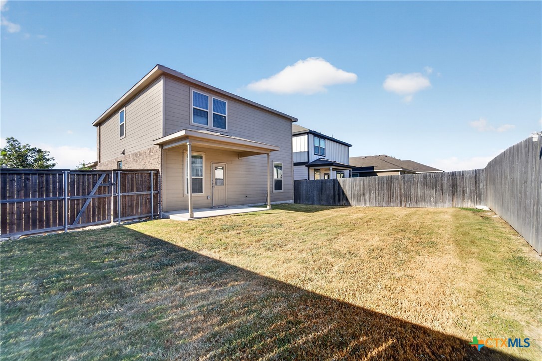 main property photo 28