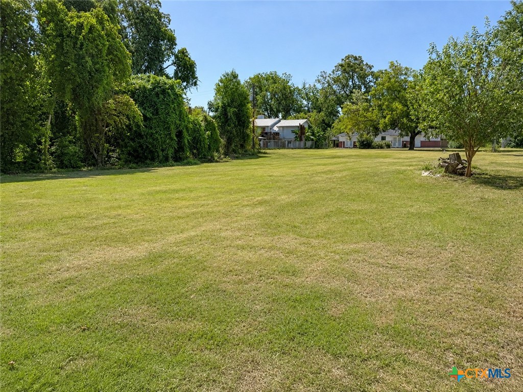 main property photo 7