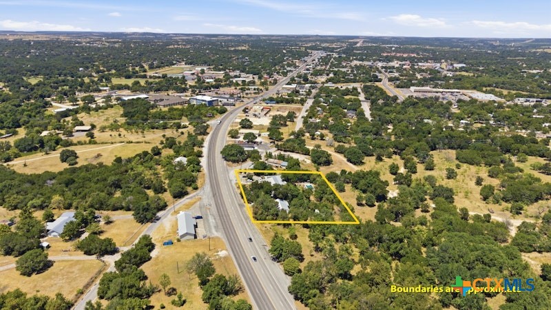 main property photo 4