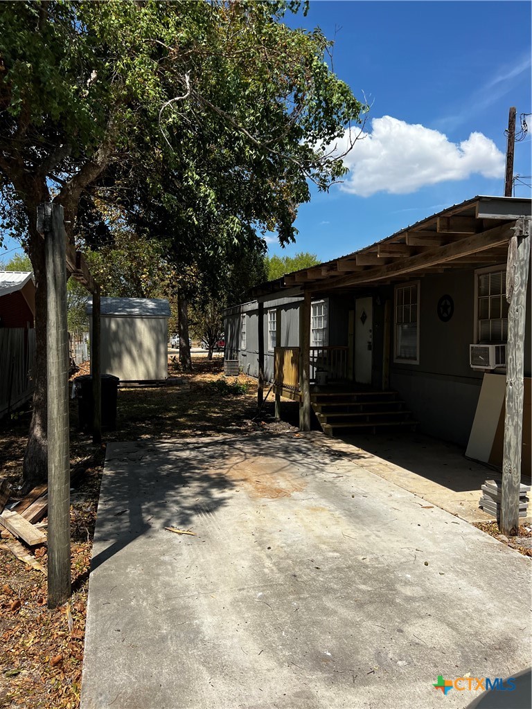 main property photo 11