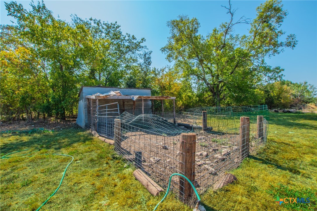 main property photo 23