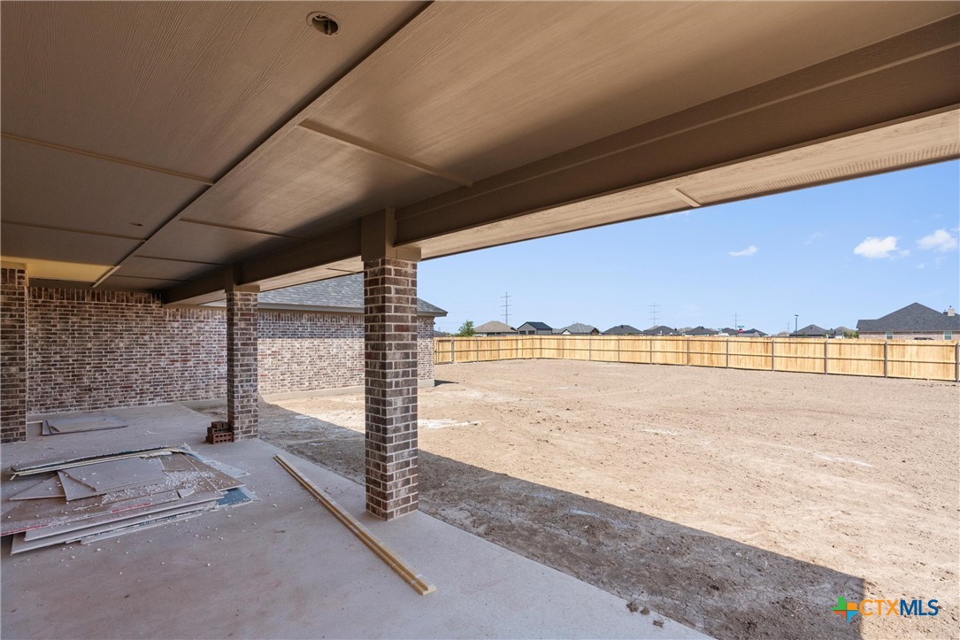 main property photo 35