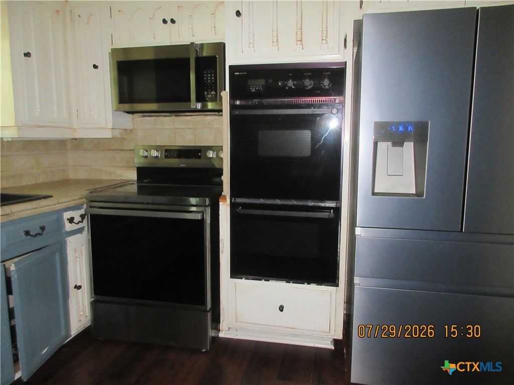 main property photo 14