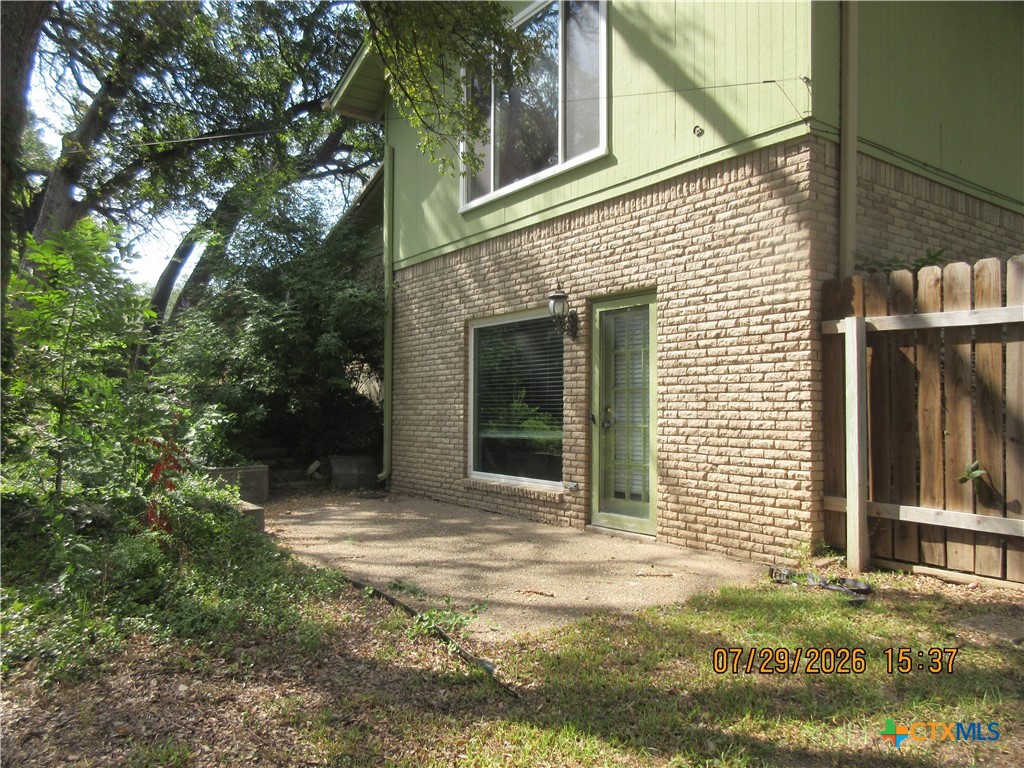 main property photo 39