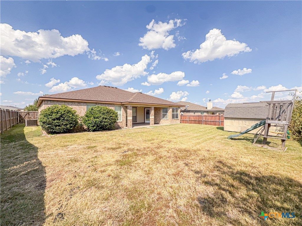 main property photo 20