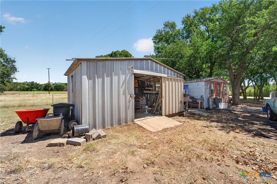 main property photo 30