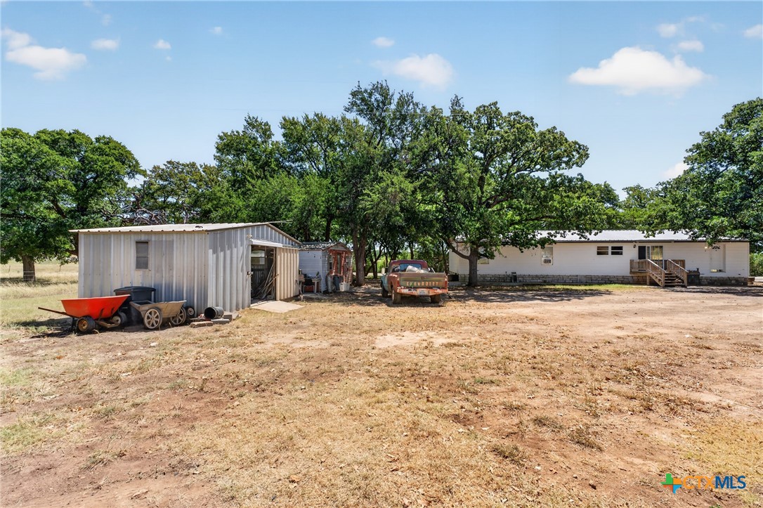 main property photo 32
