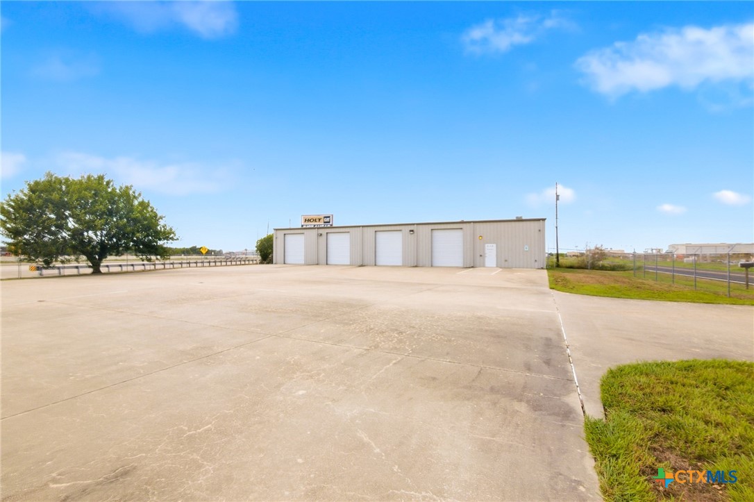 main property photo 22