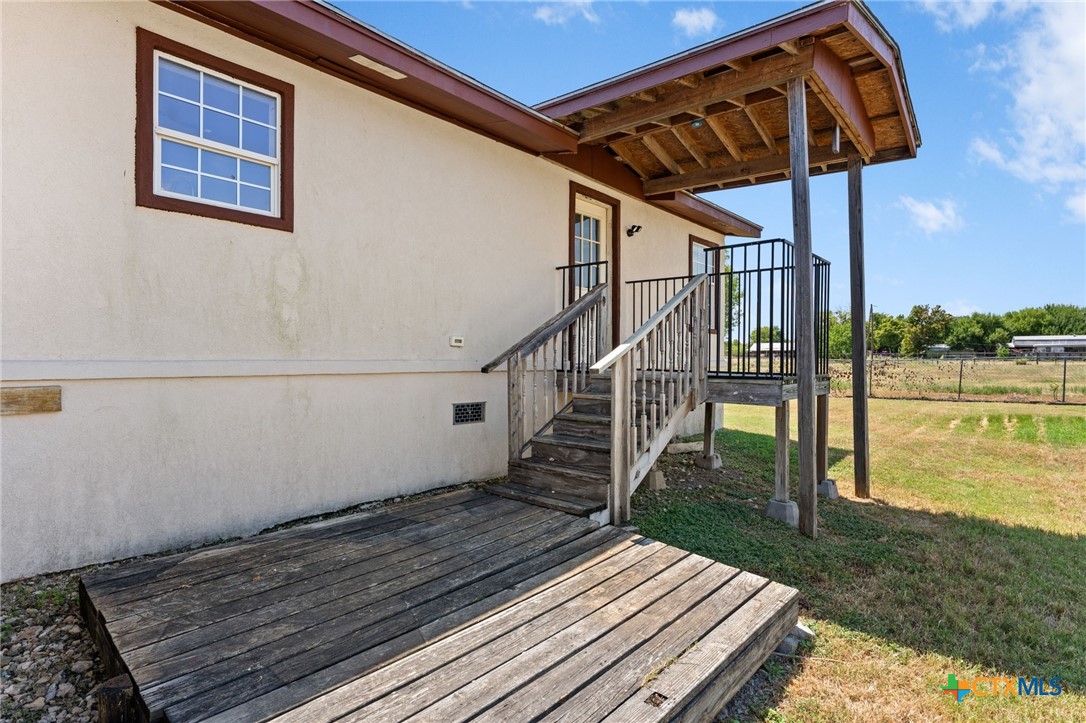 main property photo 28