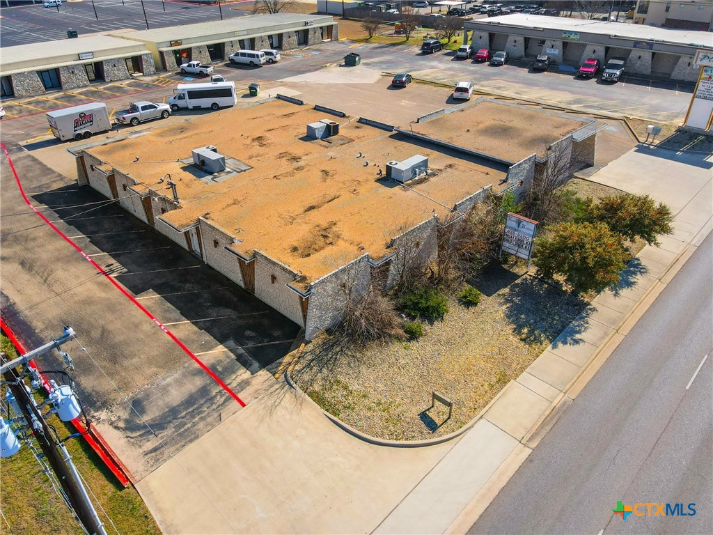 main property photo 44