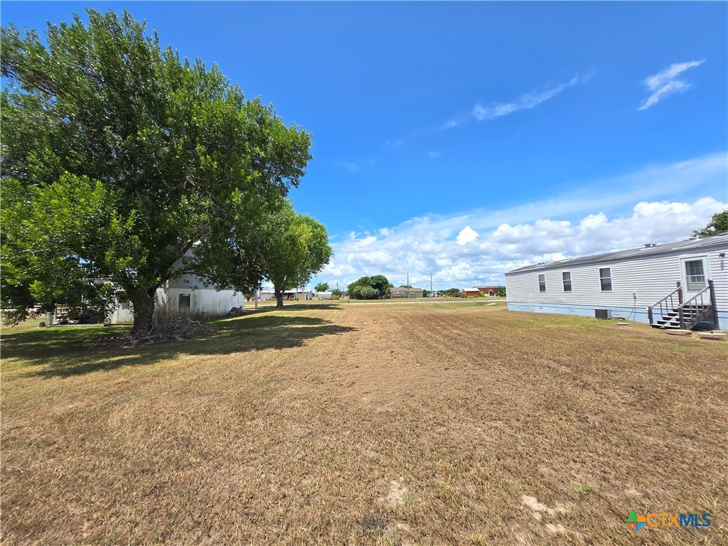 main property photo 10