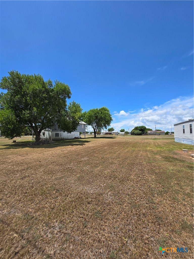 main property photo 11