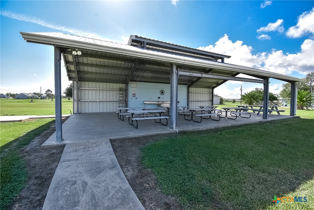main property photo 17