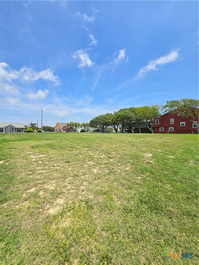 main property photo 14