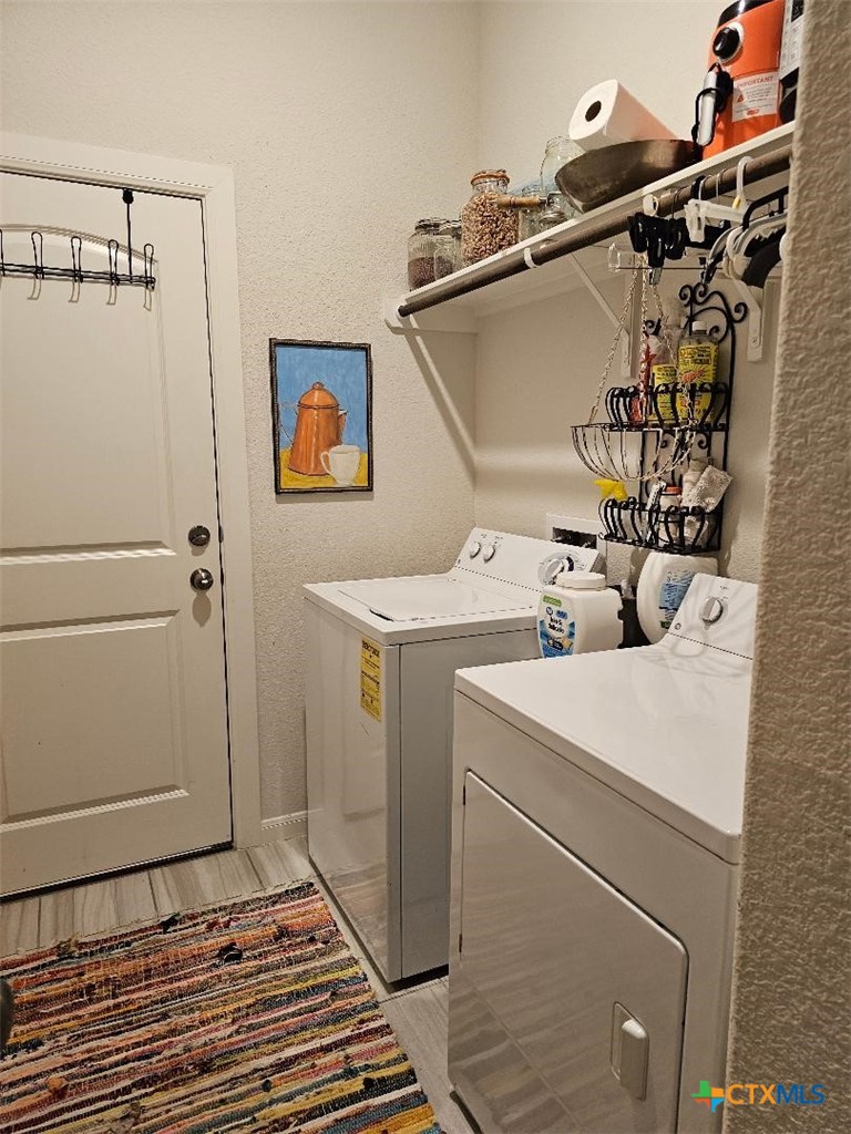 main property photo 12