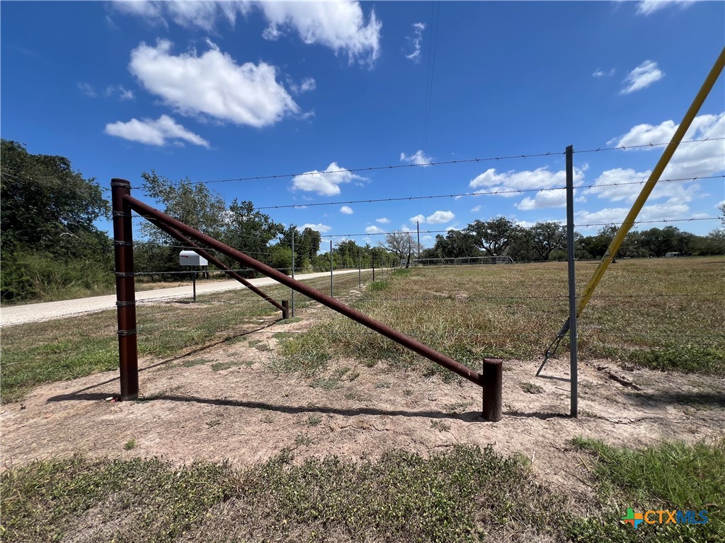 main property photo 10