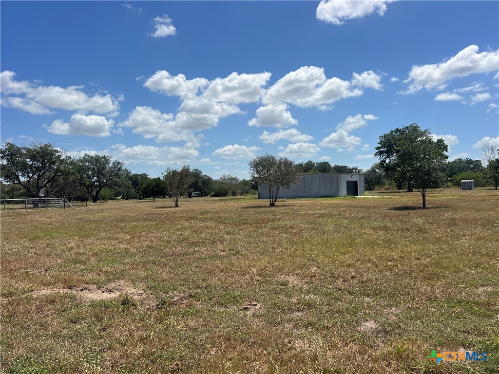 main property photo 11