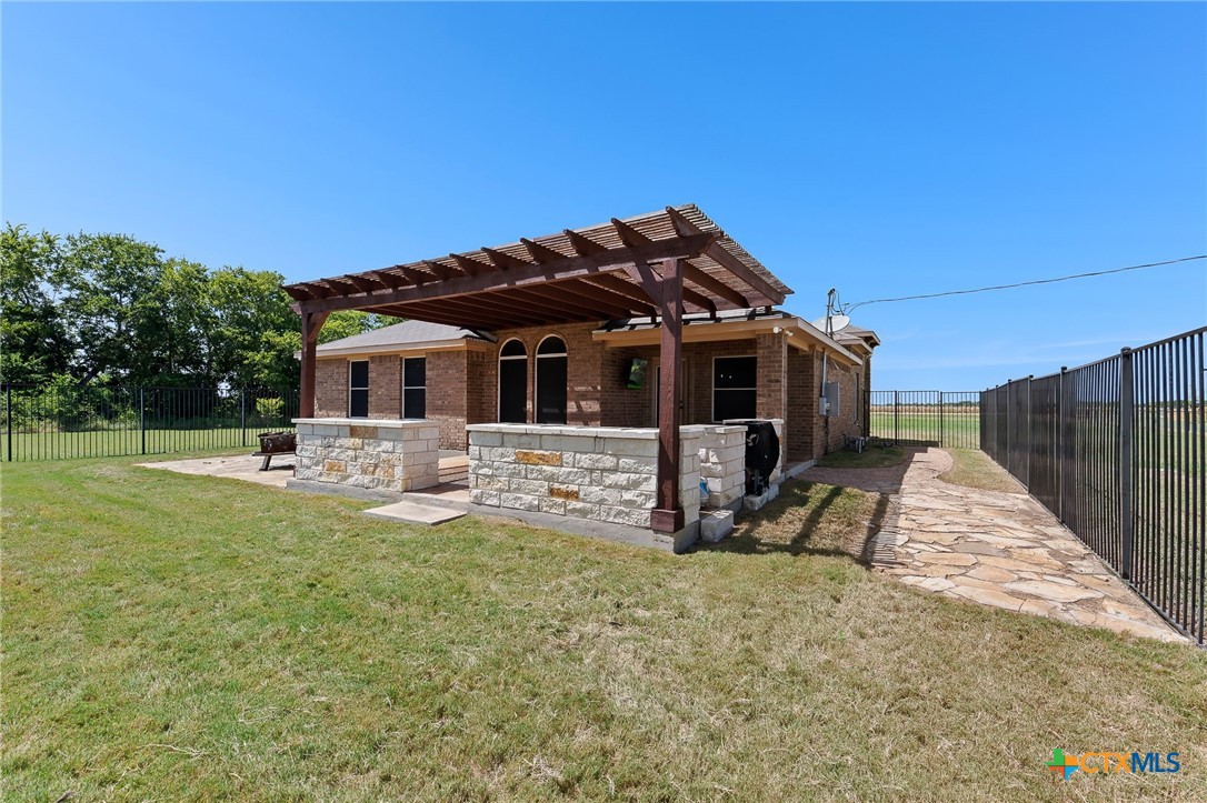 main property photo 38
