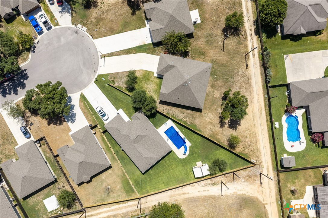 main property photo 44