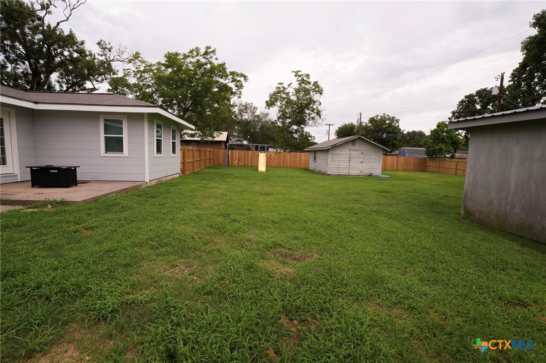 main property photo 31