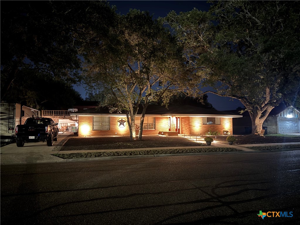 main property photo 9