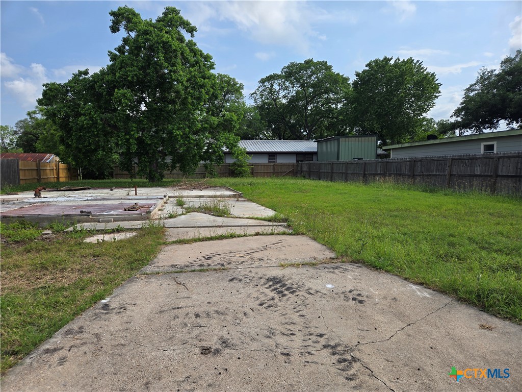 main property photo 3