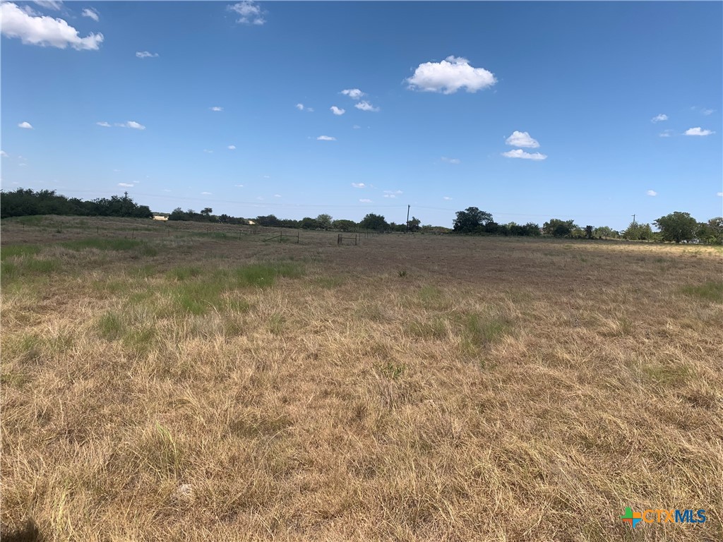 main property photo 10