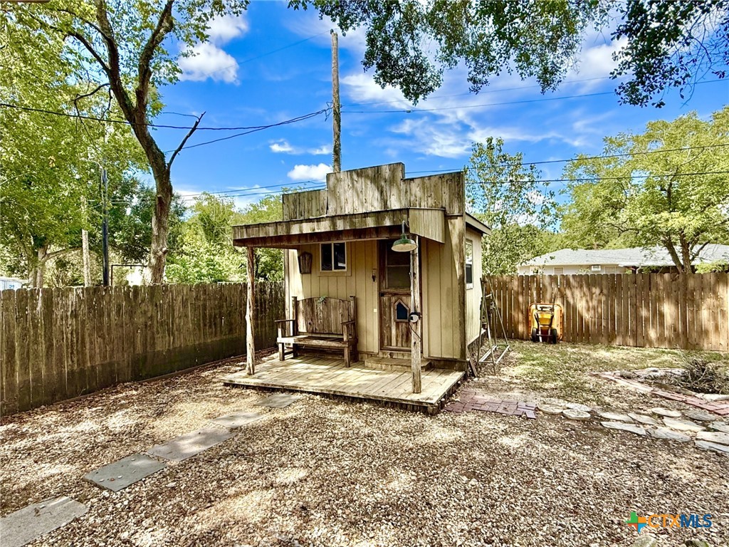 main property photo 46
