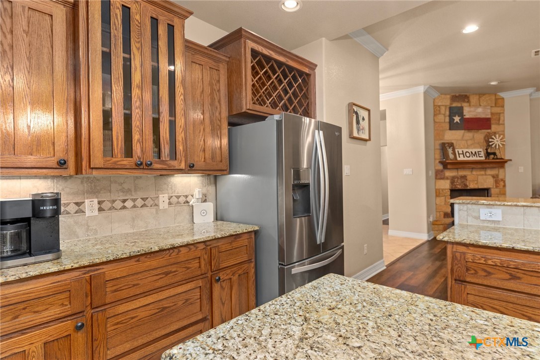 main property photo 11
