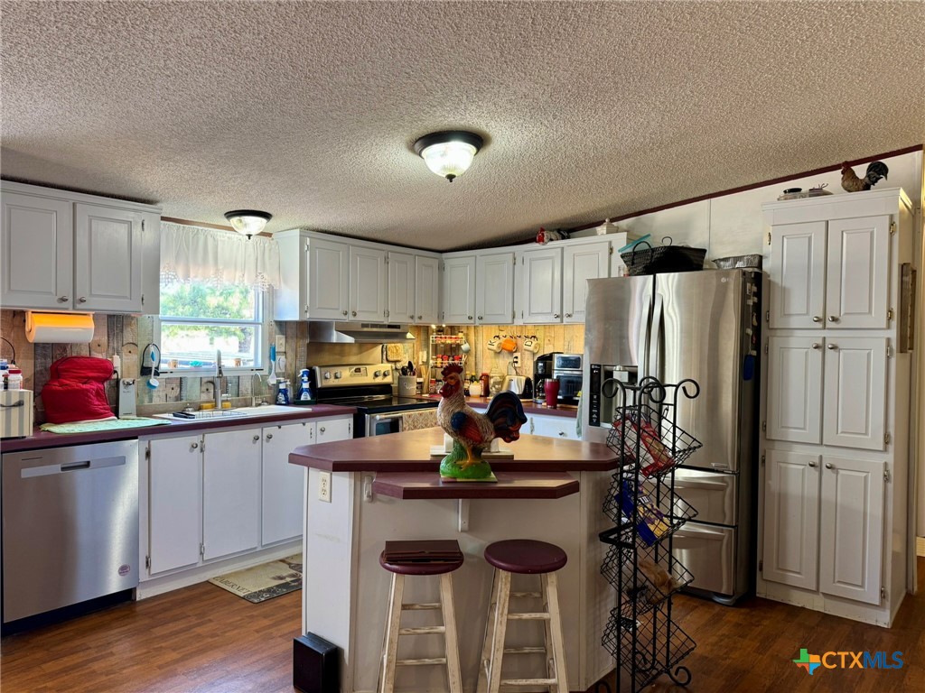 main property photo 16