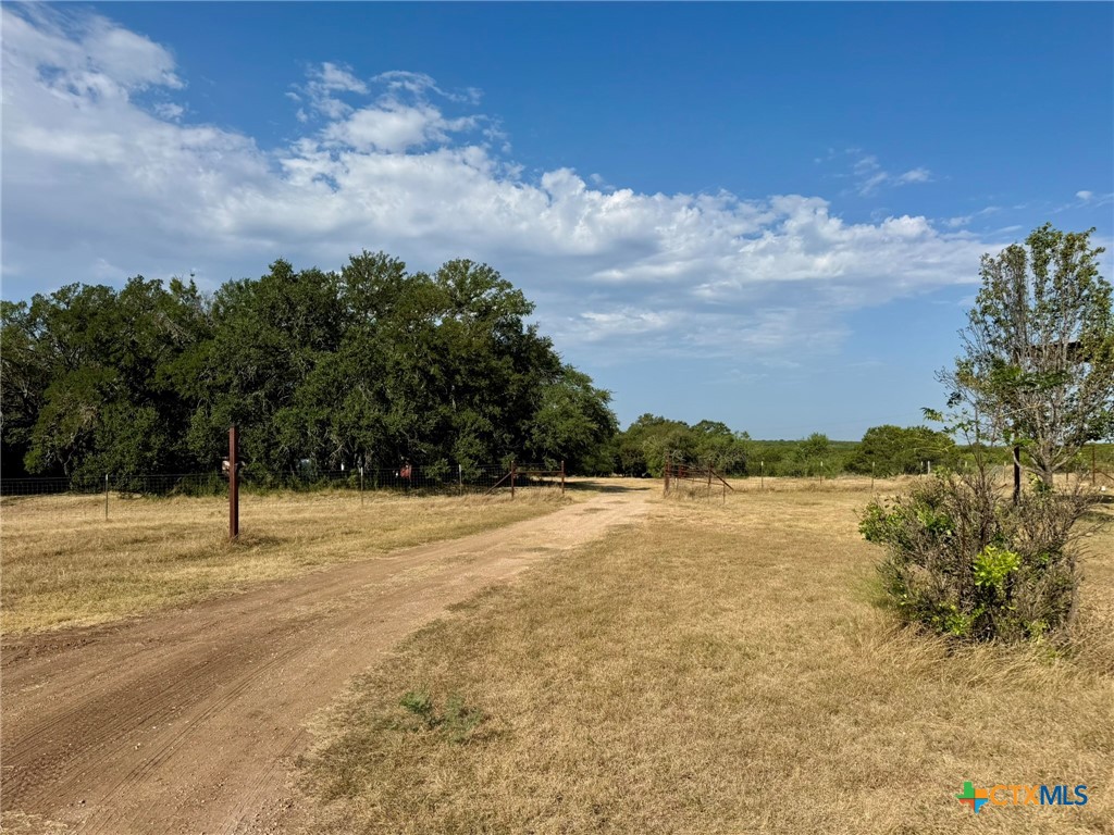 main property photo 32
