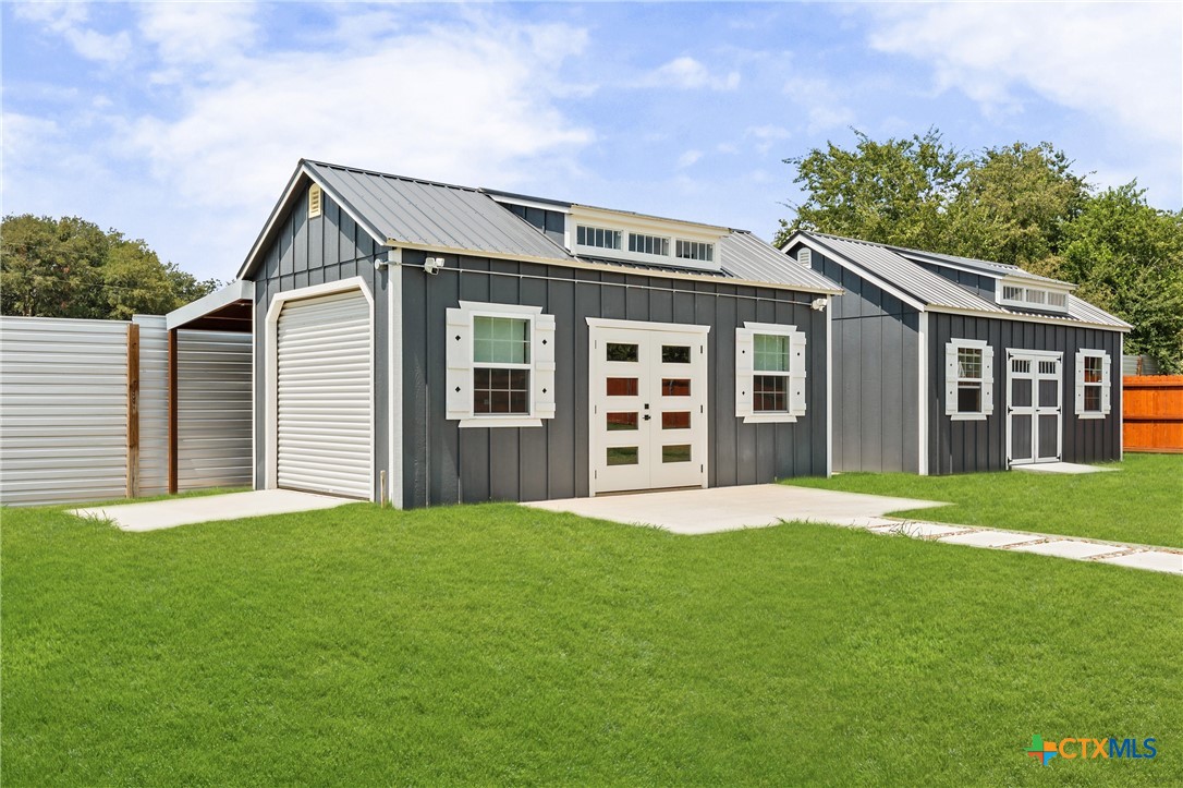 main property photo 4