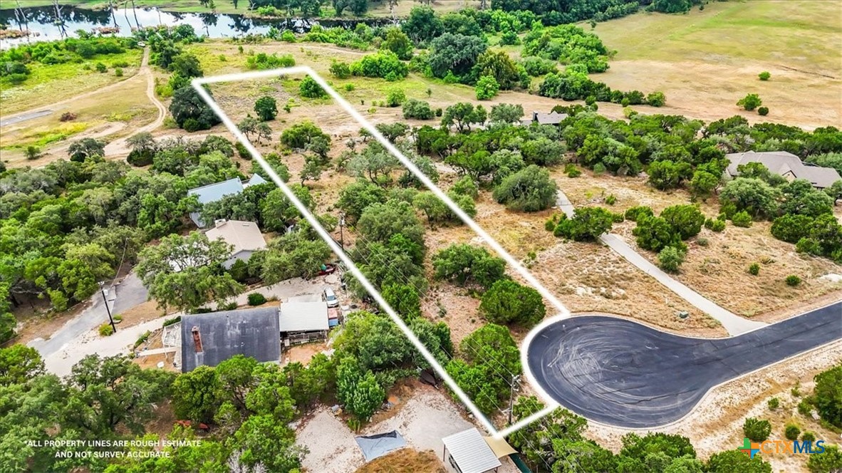main property photo 10