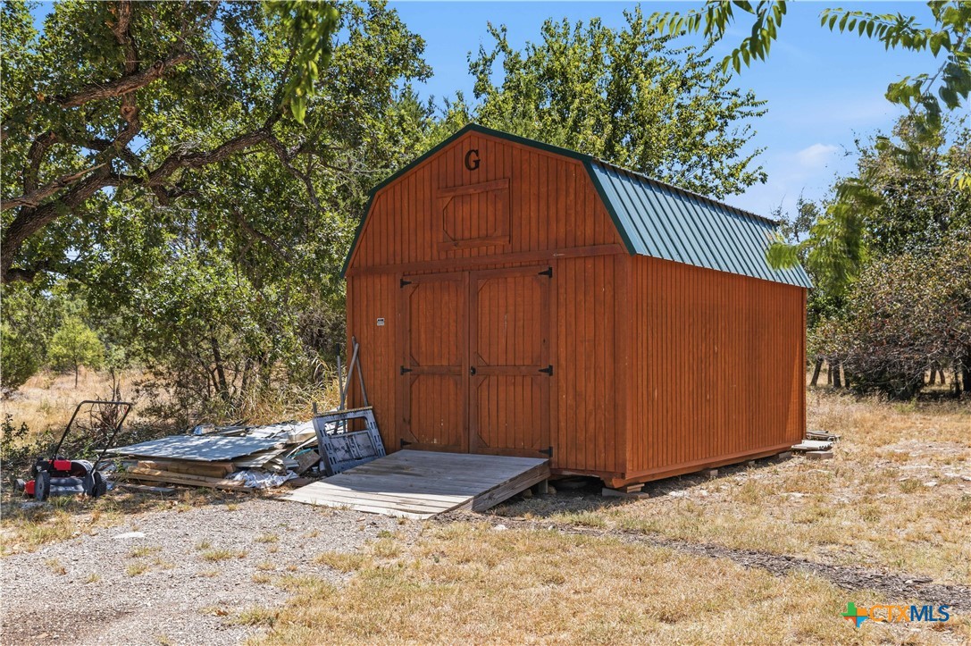 main property photo 39