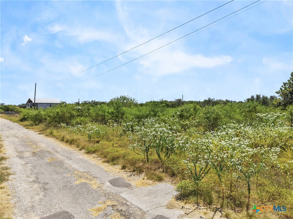 main property photo 17